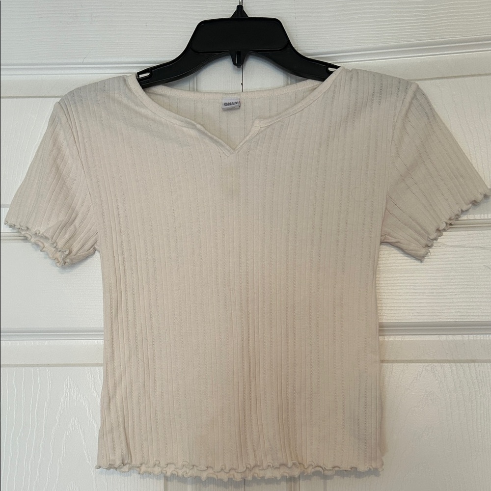 Old Navy Cream Ribbed Short Sleeve Top